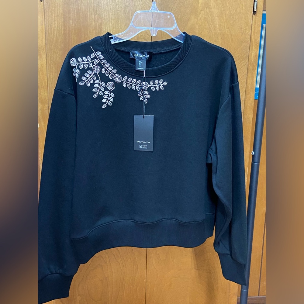 NWT Bailey 44 Black Cropped Sweatshirt with Silver Embellishments, Size L